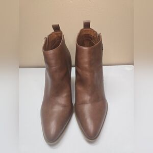 NWOT Circus by Sam Edelman Tan. Ankle Booties